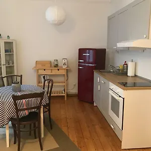  Appartement Wiener Lebensgefuehl Im Herzen Der Josefstadt